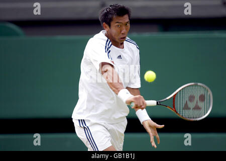 Tennis - Wimbledon 2003 - quatrième tour, Andy Roddick v Paradorn Srichaphan Banque D'Images