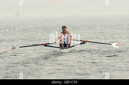 Alan Campbell en Grande-Bretagne pendant la course de qualification de son crâne unique à Beijing, en Chine. Banque D'Images