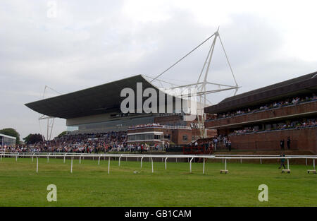 Courses hippiques - Hippodrome de Kempton Park. Vue générale de l'hippodrome de Kempton Banque D'Images