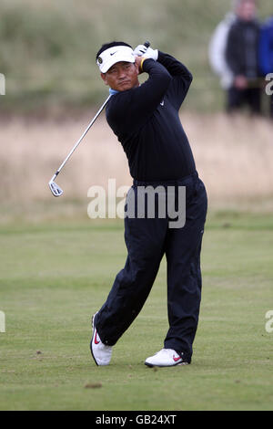 Golf - Championnat 2008 ouvert - deuxième jour - Royal Birkdale Golf Club.KJ Choi de Corée en action pendant la deuxième manche du Championnat d'Open au Royal Birkdale Golf Club, Southport. Banque D'Images