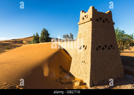 Le camp berbère en désert du Sahara Maroc Banque D'Images