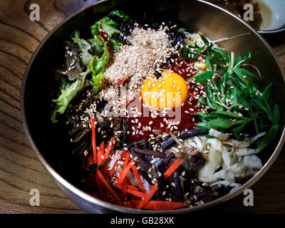 Le riz-légumes Bibimbab en Belgique ou la province Jeollabuk-do, Corée du Sud, Asie Banque D'Images
