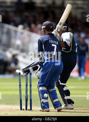 Cricket - Friends Provident Trophy Final - Essex Eagles v Spitfires Kent - Lord's Cricket Ground Banque D'Images