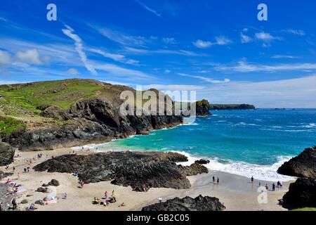 Kynance Cove Beach sur la Péninsule du Lézard Cornwall England UK Banque D'Images