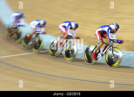Jeux Olympiques - Jeux Olympiques de Beijing 2008 - neuvième jour.L'équipe française de poursuite en action au Vélodrome de Laoshan le jour 9 des Jeux Olympiques de 2008 à Beijing. Banque D'Images