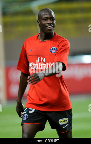 Football - première Division française - Monaco / Paris Saint Germain - Stade Louis II Youssef Mulumbu, Paris Saint Germain Banque D'Images