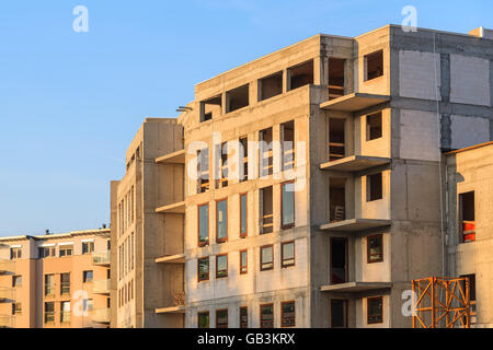 Nouvel immeuble en construction dans la ville de Cracovie, Pologne Banque D'Images