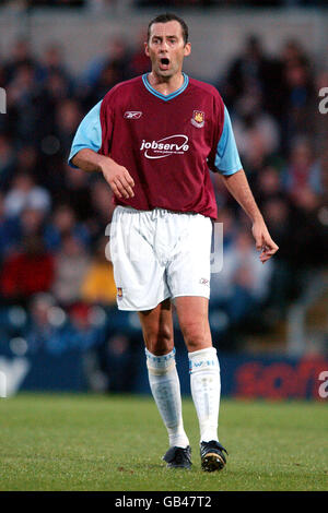 Football - amical - Wycombe Wanderers contre West Ham United. Don Hutchison, West Ham United Banque D'Images