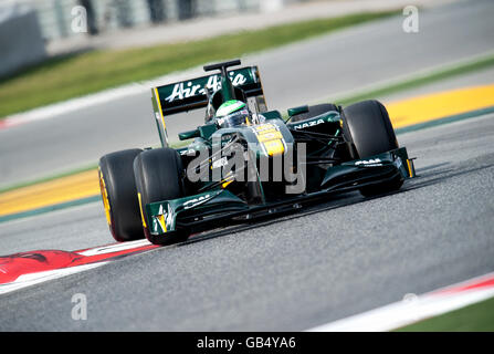 Le pilote finlandais Heikki Kovalainen driving a team Lotus-Cosworth T128 voiture, sport automobile, la formule 1 sur le circuit de test Banque D'Images