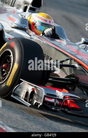 Le pilote britannique Lewis Hamilton au volant de sa McLaren-Mercedes MP4-26 voiture, sport automobile, la formule 1 sur le circuit de test Banque D'Images