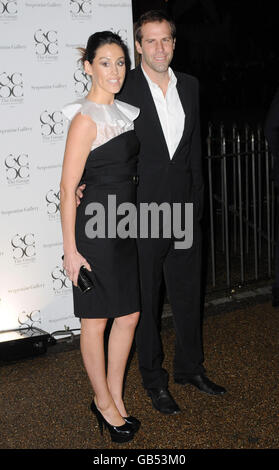 Greg Rusedski et la femme Lucy Connor arrivent pour la fête d'été Serpentine à Kensington Gardens, dans le centre de Londres. Banque D'Images