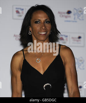 Olympique - British Olympic Association Gold ball - Musée d'histoire naturelle.Kelly Holmes lors du bal d'or de l'Association olympique britannique au Musée d'histoire naturelle de Londres. Banque D'Images