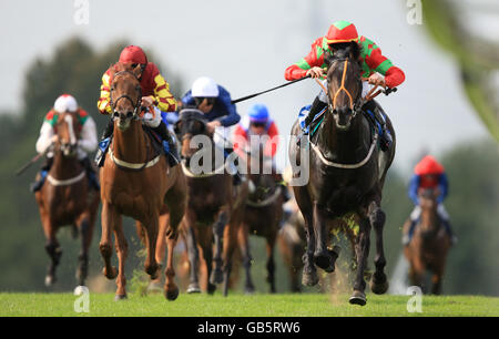 Les courses de chevaux - Pontefract Racecourse Banque D'Images