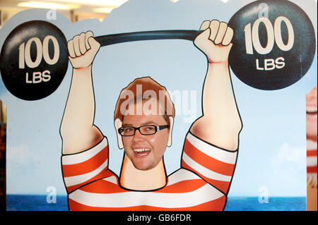 Alan Carr assiste à un photocall pour lancer son autobiographie 'look Who IT is! My Story', à Waterstones, Piccadilly, dans le centre de Londres. Banque D'Images