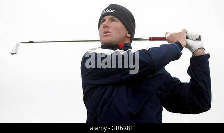 Golf - Alfred Dunhill Links Championship - troisième jour - Carnoustie Golf course - Angus.Robert Karlsson de Suède sur la 2ème pendant le championnat Alfred Dunhill Links au parcours de golf Carnoustie, Angus. Banque D'Images