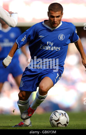 Soccer - FA Barclaycard Premiership - Chelsea / Tottenham Hotspur. Adrian Mutu, Chelsea Banque D'Images