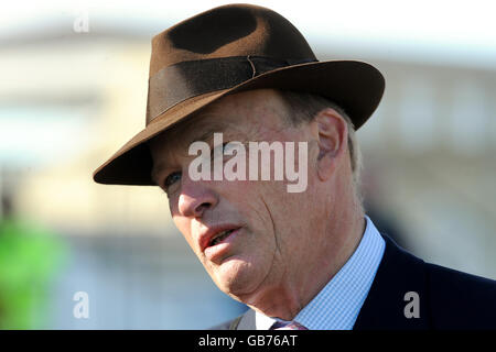 Courses hippiques - rencontre des champions - Hippodrome de Newmarket.John Gosden, formateur Banque D'Images