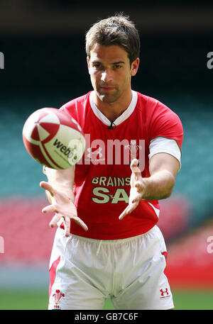 Rugby Union - sous blindage et Welsh Rugby Union révèlent de nouveaux Kit - Millennium Stadium Banque D'Images