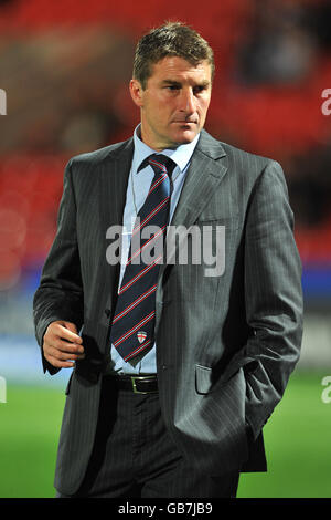 Rugby - Ligue Internationale de Gillette Fusion - Angleterre v Pays de Galles - Stade Keepmoat Banque D'Images