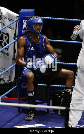 Salomo N'Teuve en Suède lors de la finale des Championnats d'Europe de boxe 51kg à l'ECHO Arena de Liverpool. Banque D'Images