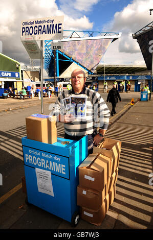 Soccer - Coca-Cola Football League One - Millwall v Leeds United - New Den Banque D'Images