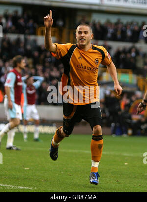 Soccer - Coca-Cola Football League Championship - Wolverhampton Wanderers v Burnley - Molineux Banque D'Images