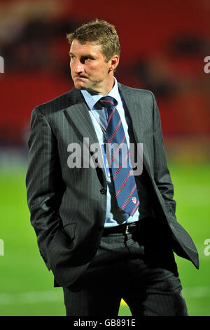 Rugby - Ligue Internationale de Gillette Fusion - Angleterre v Pays de Galles - Stade Keepmoat Banque D'Images