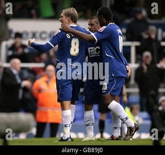 Football - Championnat de football Coca-Cola - Birmingham City / Sheffield Wednesday - St. Andrews Stadium.Les joueurs de Birmingham City célèbrent le but de Kevin Phillips (au centre) Banque D'Images