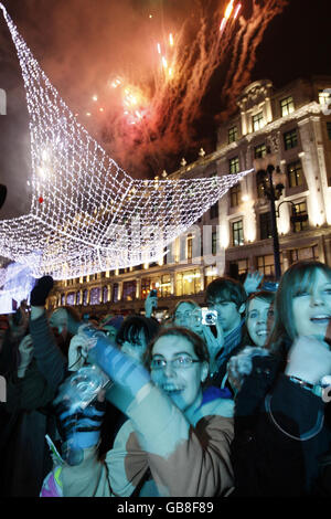 McFly interrupteur sur Regent Street Les lumières de Noël - Londres Banque D'Images