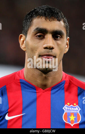 Football - Ligue des Champions - Groupe F - Olympique Lyonnais v Steaua Bucarest - de Gerland depuis Banque D'Images