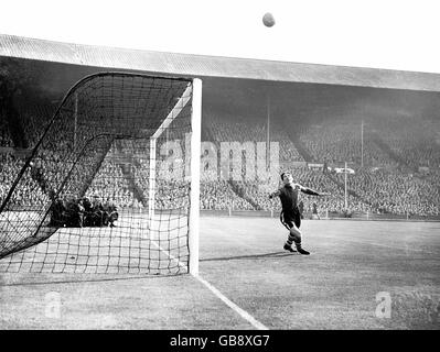 Football - FA Cup - Final - Amateur Pegasus v Harwich et Parkeston Banque D'Images