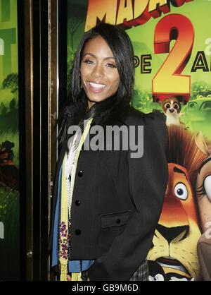 Jada Pinkett-Smith arrive pour la première de 'Sadagascar: Escape 2 Africa' à l'Empire, Leicester Square, WC2. Banque D'Images