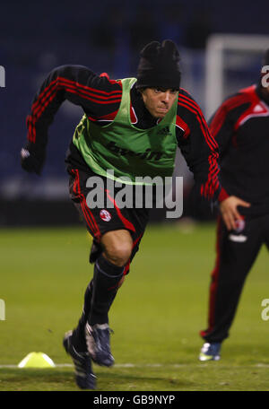 Soccer - l'AC Milan Session de formation - Fratton Park Banque D'Images