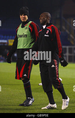 Soccer - l'AC Milan Session de formation - Fratton Park Banque D'Images