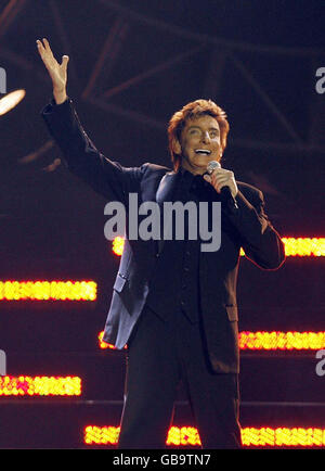 Barry Manilow en concert - Londres.Barry Manilow se produit à la 02 Arena de Greenwich, Londres. Banque D'Images