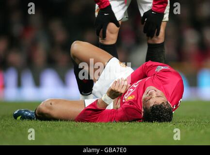 Football - Barclays Premier League - Manchester United / Sunderland - Old Trafford.Cristiano Ronaldo de Manchester United est blessé Banque D'Images