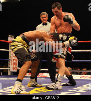 Boxe - WBC Super-Middleweight Titre - Carl Ligue v Jean Pascal - Trent FM Arena Banque D'Images