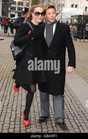 Tara Palmer Tomkinson et Duncan James arrivent aux Woman's Own Children of courage Awards 2008, à l'abbaye de Westminster, dans le centre de Londres. Banque D'Images