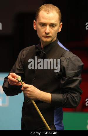 Graeme Dott lors de la 2ème partie contre Mark Williams lors du championnat britannique de Maplin au Centre International, Telford. Banque D'Images