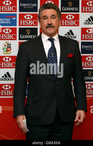 Rugby Union - Conférence de presse des Lions britanniques et irlandais - le Sofitel. Gerald Davies, responsable du circuit Lions britannique et irlandais Banque D'Images