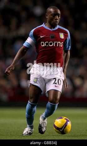 Football - coupe UEFA - Groupe F - Aston Villa v MSK Zilina- Villa Park. Nigel Reo-Coker, Aston Villa Banque D'Images