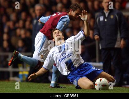 Football - Carling Cup - Quart de finale - Aston Villa v Chelsea Banque D'Images