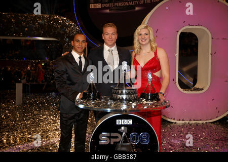 2008 Prix de la personnalité de l'année de la BBC Sport Chris Hoy (au centre), 2e place Lewis Hamilton et 3e place Rebecca Adlington lors des Prix de la personnalité de l'année de la BBC Sport à l'arène Liverpool Echo. Banque D'Images