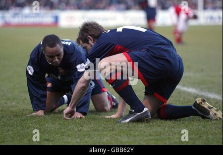 Soccer - Nationwide League Division One - Rotherham United contre Sunderland.Marcus Stewart de Sunderland célèbre son premier but avec Jeff Whitley, coéquipier Banque D'Images