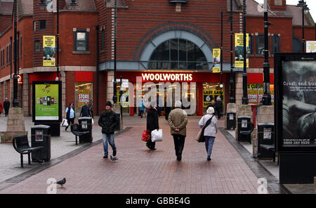 Fermetures Woolworths. Extérieur du magasin Woolworths à Walsall. Banque D'Images