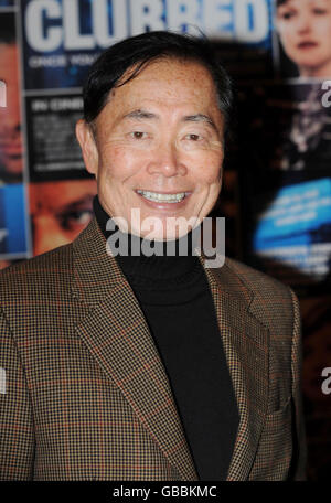 Gala screening - Londres.George Takei arrive pour le gala britannique de la projection des cluwreck à l'Empire Leicester Square, dans le centre de Londres. Banque D'Images