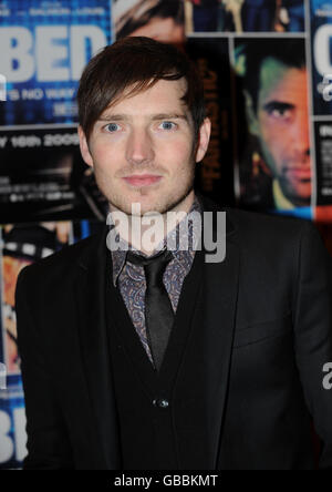 DaN Gillespie vend à l'Empire Leicester Square, dans le centre de Londres, pour le gala britannique de la sélection de clurak. Banque D'Images