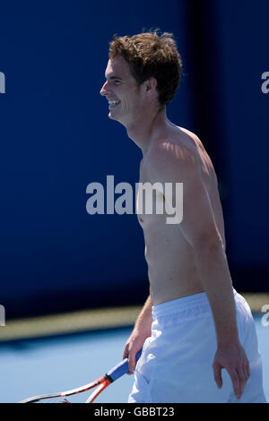 Andy Murray, en Grande-Bretagne, pratique l'Open d'Australie 2009 à Melbourne Park, Melbourne, Australie. Banque D'Images