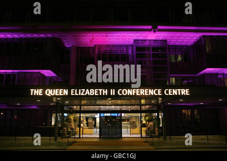 Centre de conférence Queen Elizabeth II dans le centre de Londres. Banque D'Images