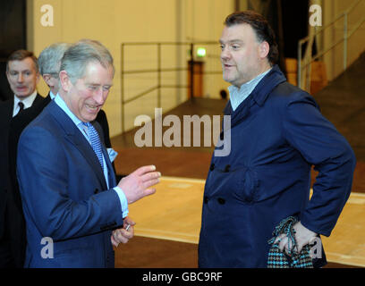 Prince de Galles visite London's Royal Opera House Banque D'Images